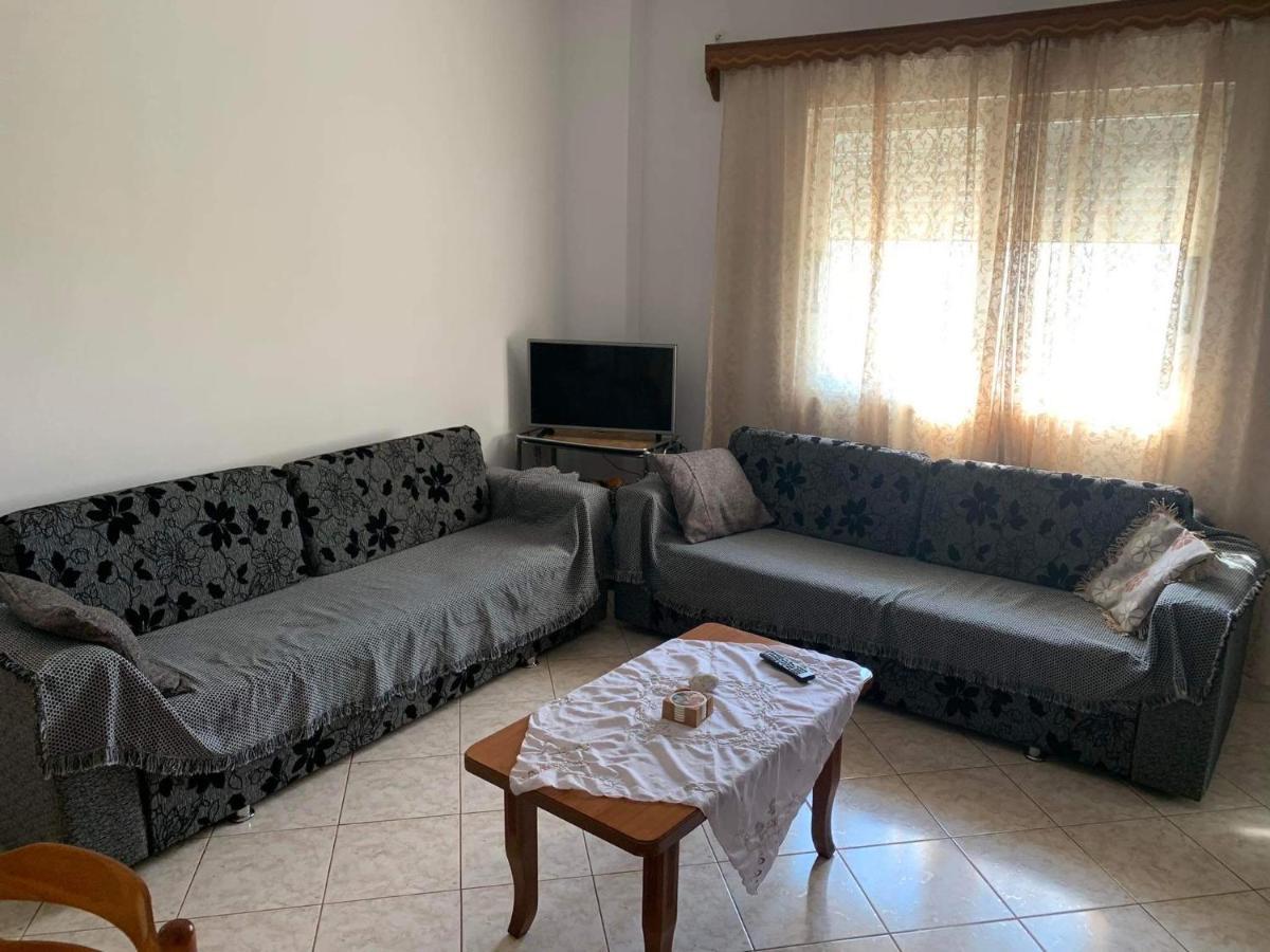 Nardi Guesthouse Ksamil Exteriör bild